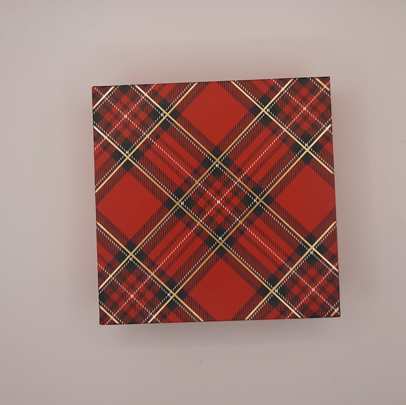 NWT Charter Club Mistletoe Pin - Picture 4 of 5